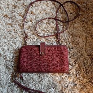 The sak crossbody/wrislet wallet